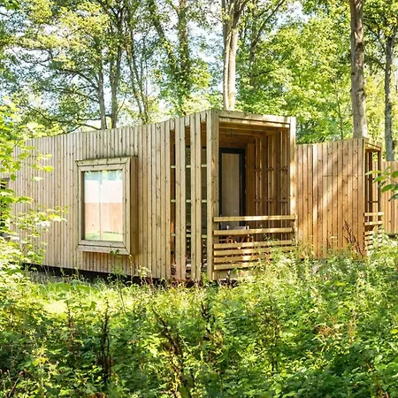 Idyllic Couple S * Antoing