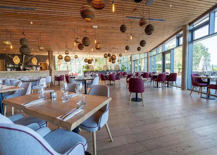 Idyllic Couple S * Antoing