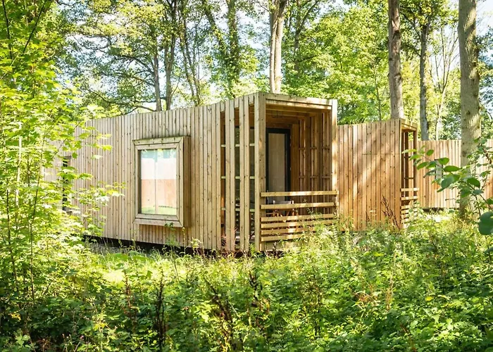 Idyllic Couple S * Antoing